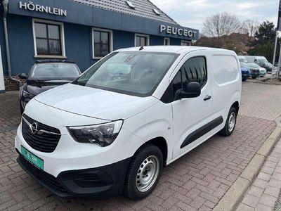 Gebraucht Opel Combo Selection 102 PS (75 kW) 2020 Jadeweiß Van / Kleinbus