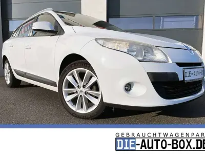 Gebraucht Renault Mégane GrandTour Expression 110 PS (80 kW) 2010 Gletscherweiss Kombi