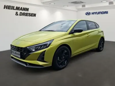 Neu Hyundai i20 Blackline 90 PS (66 kW) 2026 Lucid lime / met Kleinwagen