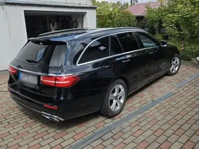 Gebraucht Mercedes 220 194 PS (142 kW) 2018 Schwarz Kombi