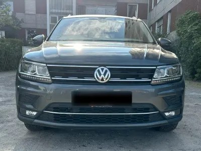 Gebraucht VW Tiguan Highline 150 PS (110 kW) 2019 Grau SUV