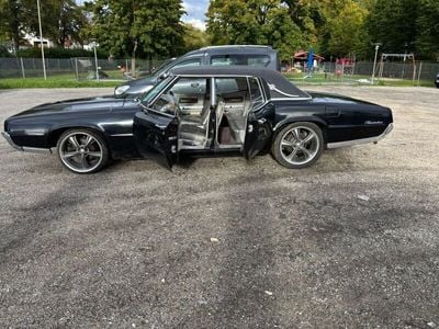 Ford Thunderbird