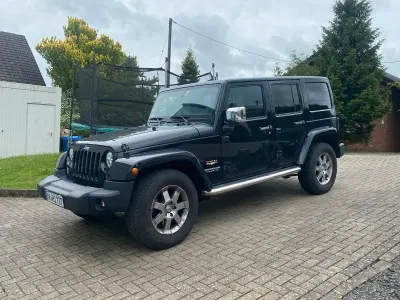 Gebraucht Jeep Wrangler Sahara 200 PS (147 kW) 2013 Schwarz SUV
