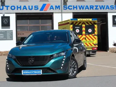 Gebraucht Peugeot 308 SW Active 110 PS (80 kW) 2022 Blau Kombi