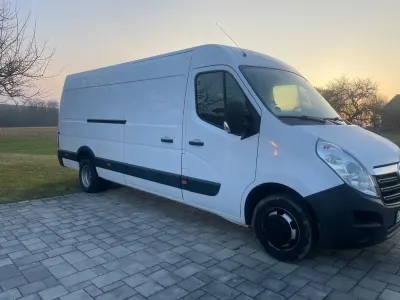 Gebraucht Opel Movano 163 PS (119 kW) 2018 Weiß Van / Kleinbus