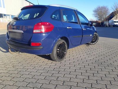 Gebraucht Renault Clio II 86 PS (63 kW) 2009 Blau Kleinwagen