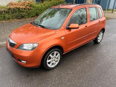 Second-hand Mazda 2 80 CP (58 kW) 2003 Portocaliu Hatchback