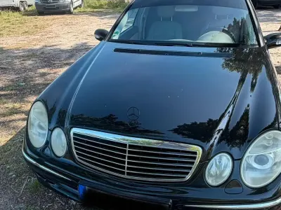 Gebraucht Mercedes E280 177 PS (130 kW) 2005 Schwarz Kombi