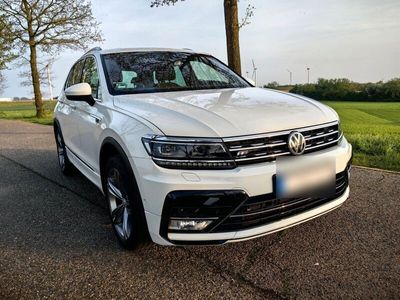 gebraucht VW Tiguan 2.0 TSI 132kW DSG 4MOTION R-Line