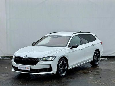 Gebraucht Skoda Superb SportLine 204 PS (150 kW) 2025 Purity weiss Kombi