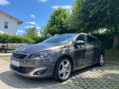 Gebraucht Peugeot 308 SW Active 131 PS (96 kW) 2015 Braun Kombi