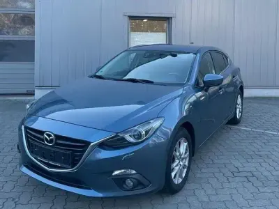 Second-hand Mazda 3 Center-Line 143 CP (105 kW) 2016 Albastru Berlinǎ