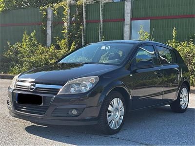 Gebraucht Opel Astra 125 PS (91 kW) 2006 Schwarz Kleinwagen