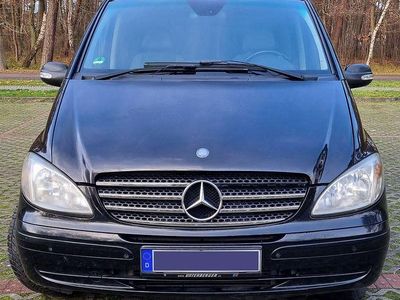 Schwarz Gebraucht 2008 Mercedes Viano Van / Kleinbus | 9.200 € (Fairer Preis)