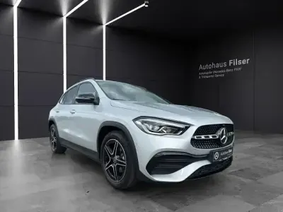 Gebraucht Mercedes GLA200 AMG line 163 PS (119 kW) 2020 Silber SUV