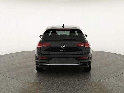 Neu VW Golf VIII Style 204 PS (150 kW) 2025 Grenadillschwarz metallic