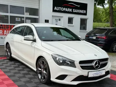 Gebraucht Mercedes CLA180 Shooting Brake 122 PS (89 kW) 2016 Weiß Kombi