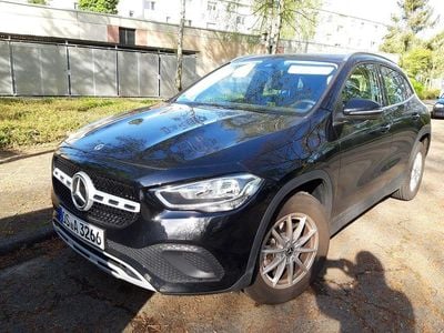 Mercedes GLA180