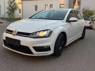 Gebraucht VW Golf VII R-line 150 PS (110 kW) 2016 Weiß Limousine
