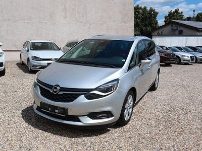 Gebraucht Opel Zafira Innovation 136 PS (100 kW) 2018 Argonsilber Van / Kleinbus