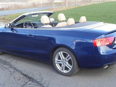 Gebraucht Audi A5 Cabriolet 231 PS (169 kW) 2012 Blau Cabrio