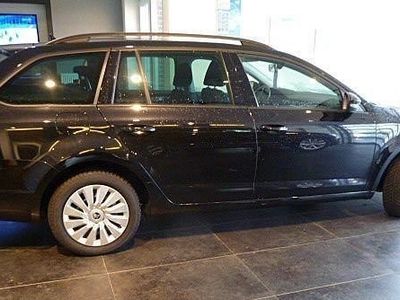 gebraucht Skoda Octavia 1,6 TDI Ambition Combi