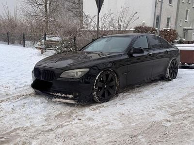 Gebraucht BMW 730 245 PS (180 kW) 2008 Schwarz Limousine