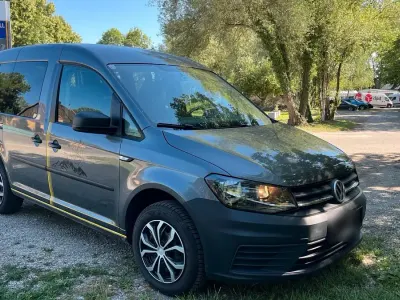 Gebraucht VW Caddy 102 PS (75 kW) 2019 Grau Van / Kleinbus