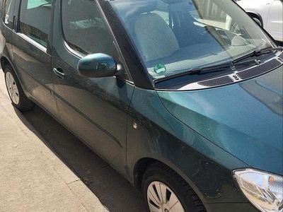 Gebraucht Skoda Roomster 86 PS (63 kW) 2010 Grün Van / Kleinbus
