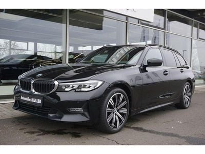 Gebraucht BMW 318 Sport Line 156 PS (114 kW) 2022 Schwarz Kombi