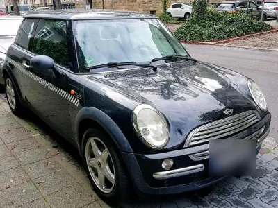 Usata Mini ONE 90 CV (66 kW) 2004 Nero Utilitaria