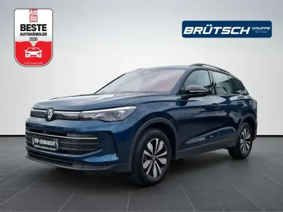 Gebraucht VW Tiguan Goal 150 PS (110 kW) 2024 Nightshade blue metallic SUV