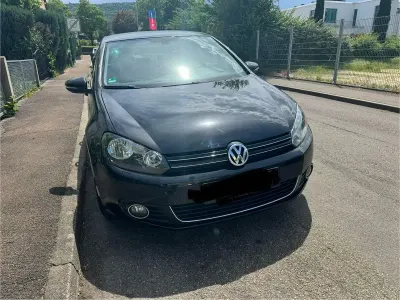 Gebraucht VW Golf VI Style 105 PS (77 kW) 2011 Schwarz Kleinwagen
