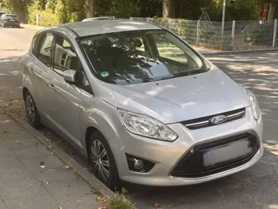 Gebraucht Ford C-MAX Titanium 125 PS (91 kW) 2011 Silber Van / Kleinbus