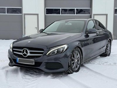 Gebraucht Mercedes C220 Avantgarde 170 PS (125 kW) 2016 Grau Limousine