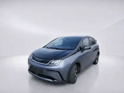 Second-hand BYD Dolphin Design 150 kW (204 CP) 2024 Albastru Hatchback
