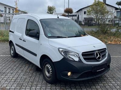 Mercedes Citan 109