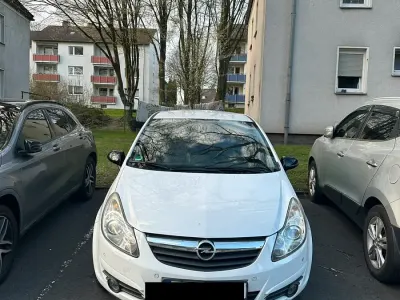 Gebraucht Opel Corsa 80 PS (58 kW) 2009 Weiß Kleinwagen