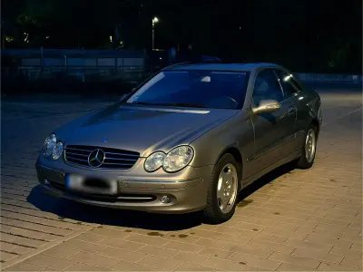 Używany Mercedes CLK200 163 KM (119 kW) 2004 Srebrny Coupe