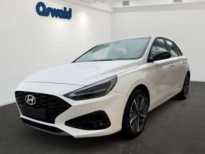 Atlas white / sol Gebraucht 2024 Hyundai i30 Advantage Limousine | 26.990 € (Etwas zu teuer)