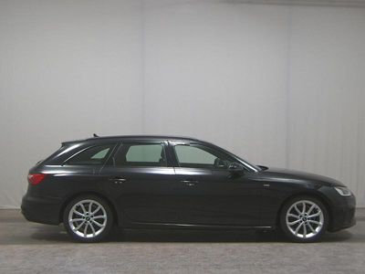 Gebraucht Audi A4 S-Line 163 PS (119 kW) 2022 Mythosschwarz metallic Kombi