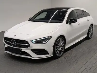 Gebraucht Mercedes CLA200 Shooting Brake AMG line 163 PS (119 kW) 2020 Polarweiss Kombi