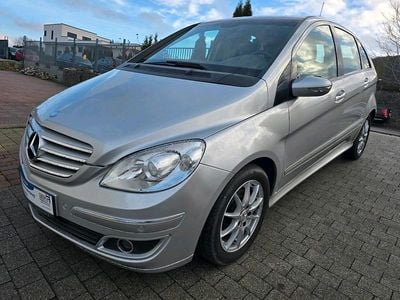 Silber Gebraucht 2006 Mercedes B200 Van / Kleinbus | 4.799 € (Fairer Preis)