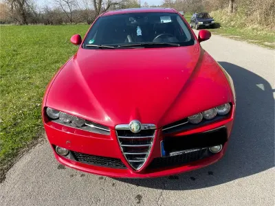 Usata Alfa Romeo 159 200 CV (147 kW) 2009 Rosso Berlina