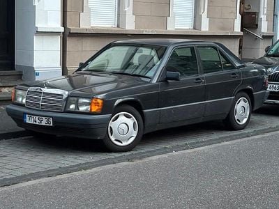 Usata Mercedes 190 1992 Grigio Berlina
