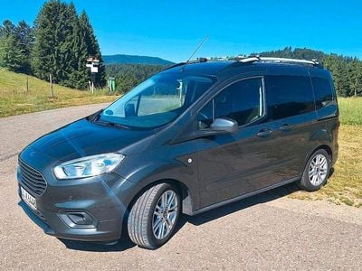 Ford Courier