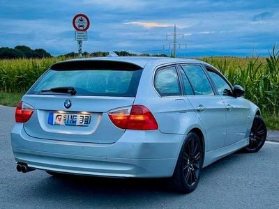 BMW 325