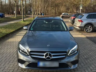 Gebraucht Mercedes C180 Avantgarde 156 PS (114 kW) 2019 Grau Limousine