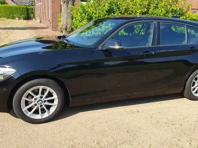 Gebraucht BMW 116 136 PS (100 kW) 2012 Schwarz Kleinwagen