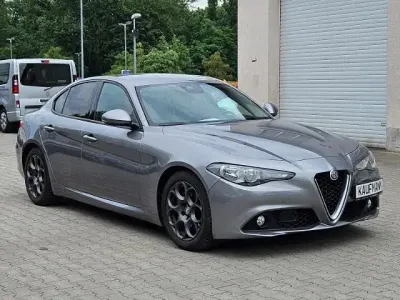 Gebraucht Alfa Romeo Giulia 136 PS (100 kW) 2017 Grau Limousine
